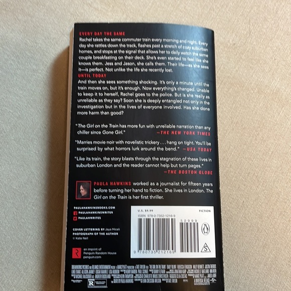 ** 3/$5 ** The Girl on the Train - Picture 2 of 12